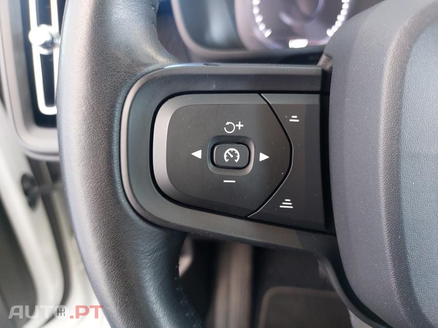 Volvo XC40 1.5 T3 Momentum Geartronic