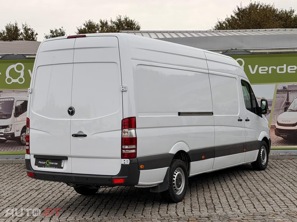 Mercedes-Benz Sprinter 316 CDI  L4 H2