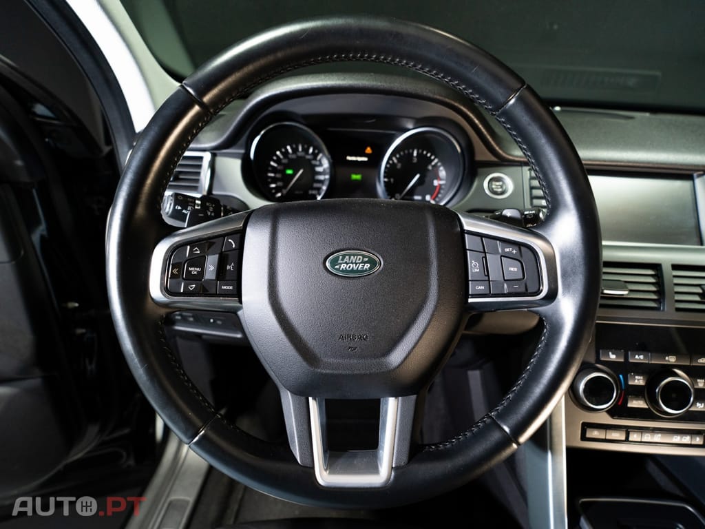 Land Rover Discovery Sport 2.0 D AWD SE