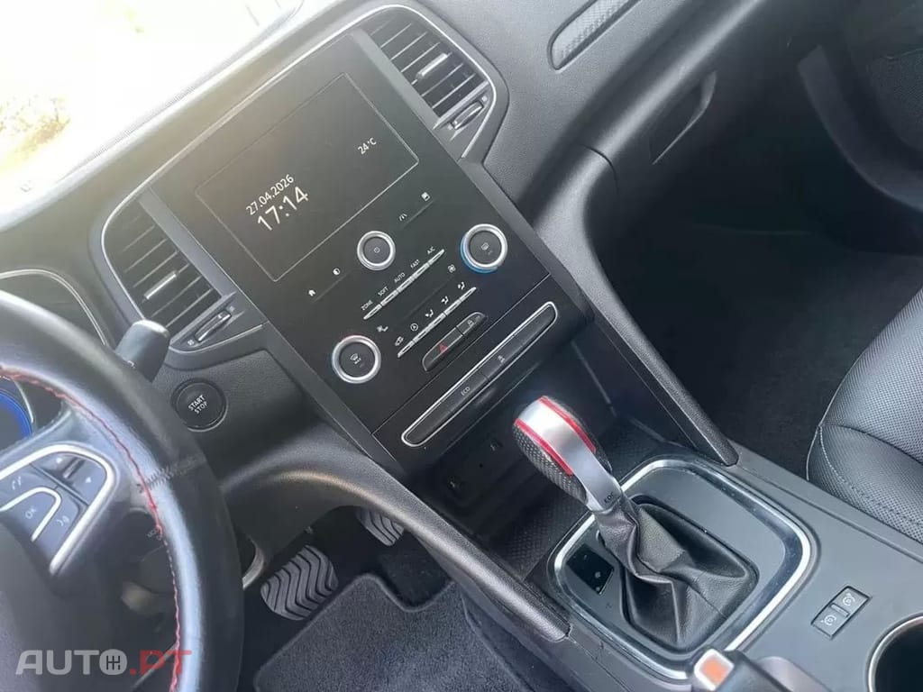 Renault Mégane BLUE dCi 115 GT LINE — fotografia 4