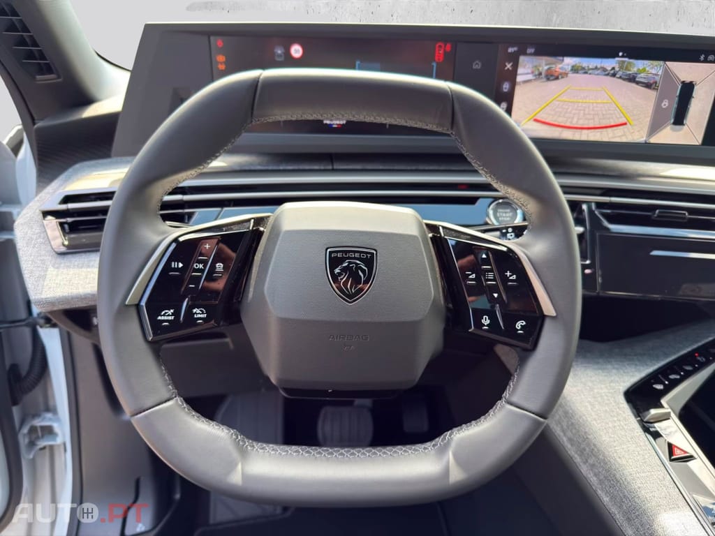 Peugeot E-5008 I.V.A DEDUTIVEL Allure