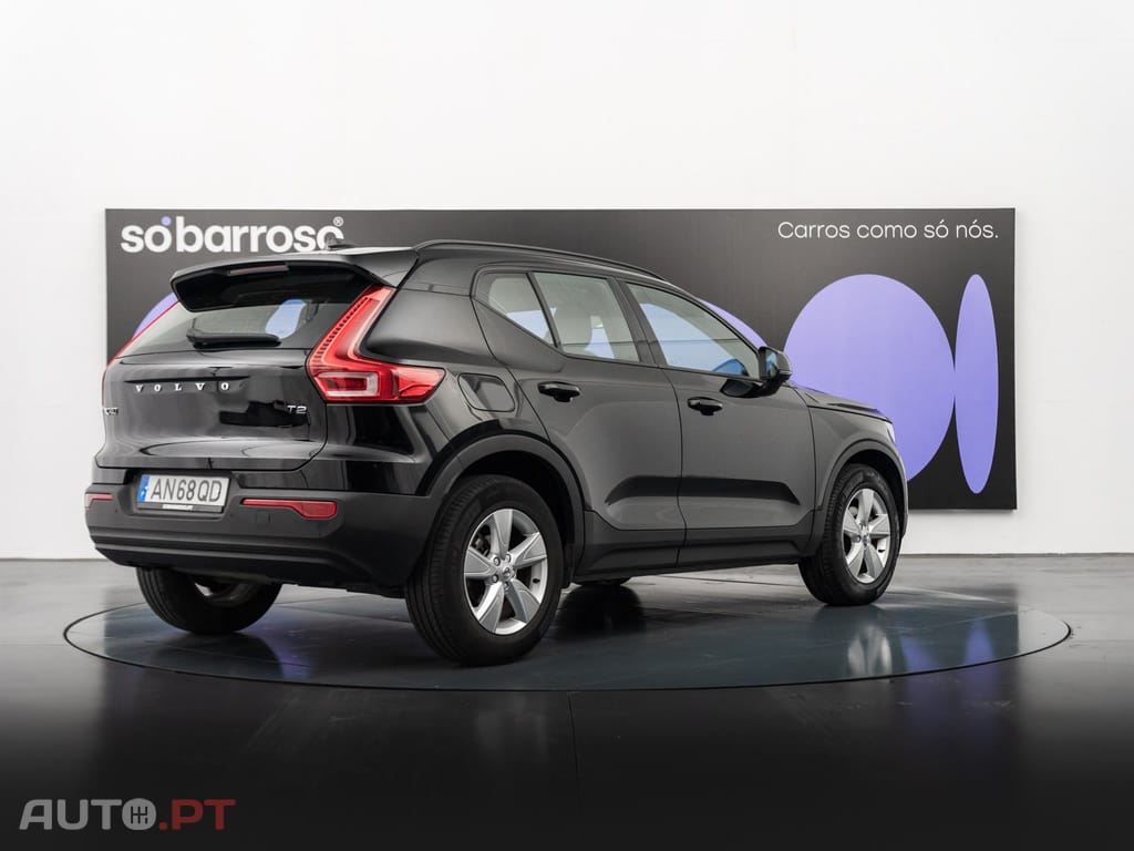 Volvo XC40 1.5 T2 Momentum Core
