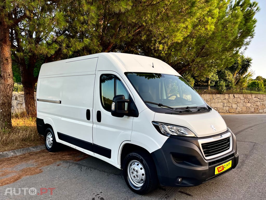 Peugeot Boxer Seminova