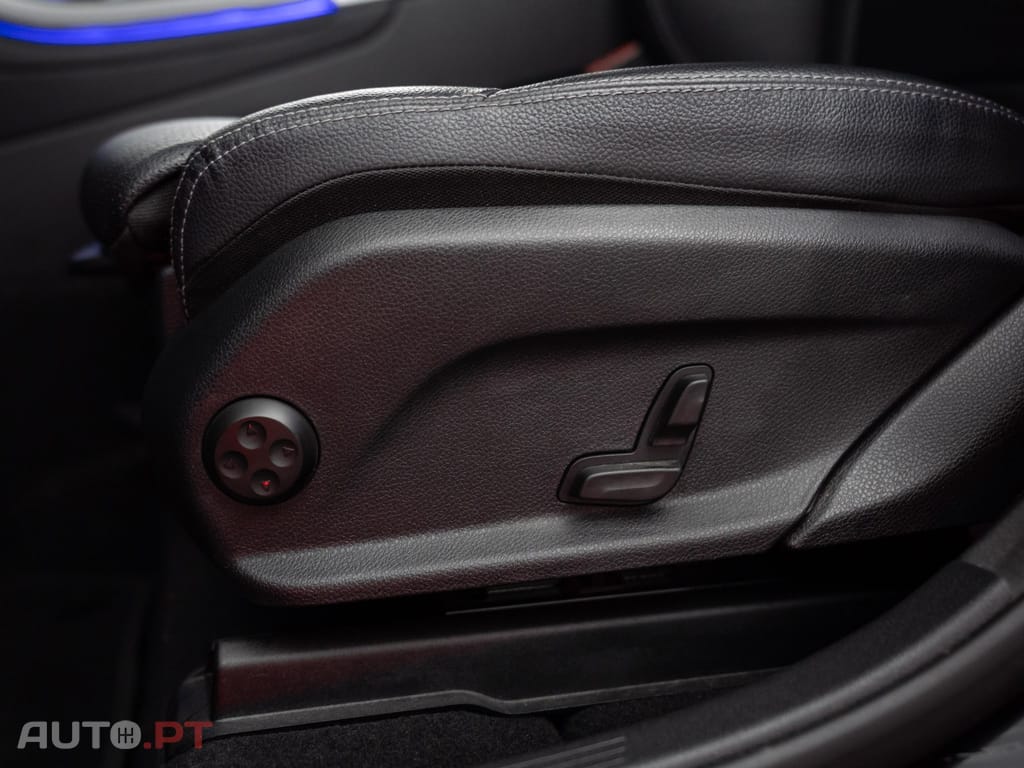 Mercedes-Benz GLC 300 e Coupé 4Matic