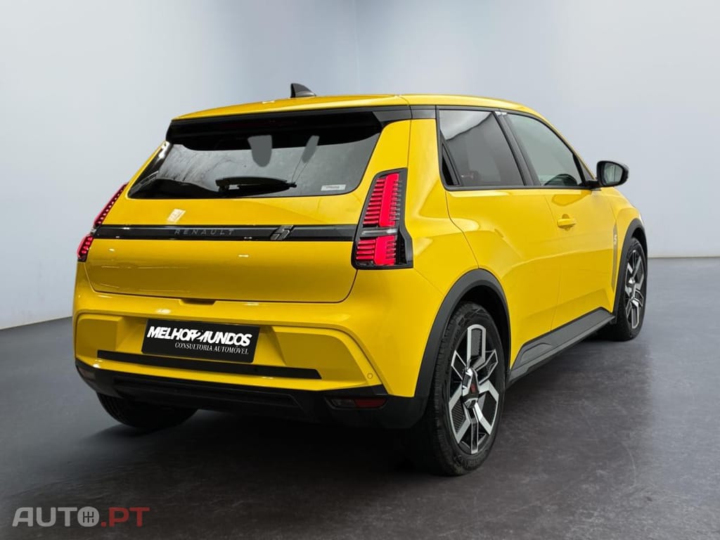 Renault 5 E-Tech Confort Techno