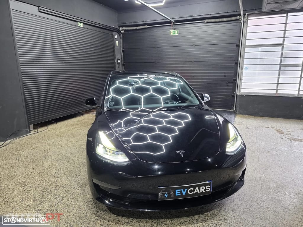 Tesla Model 3 Long Range AWD Dual Motor