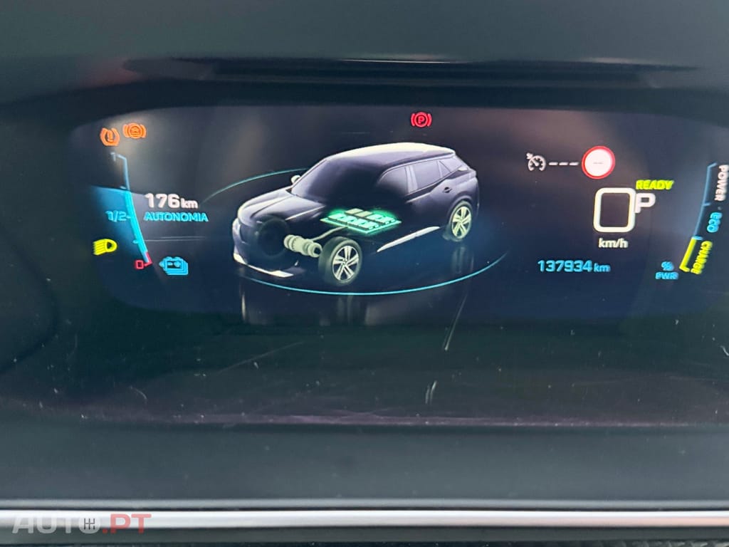 Peugeot E-2008 50 kWh Allure Pack - IVA Dedutivel !!!