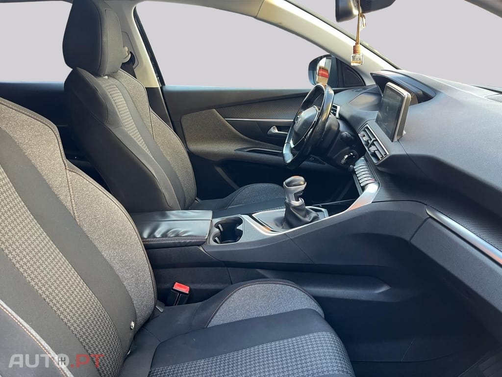 Peugeot 3008 1.5 BlueHDI Active Business