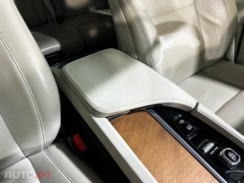 Volvo XC90 T8 AWD Twin Engine Geartronic Inscription
