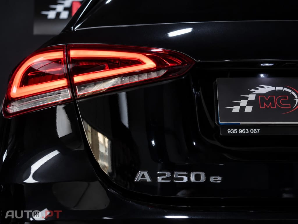 Mercedes-Benz A 250 e AMG Line foto 5