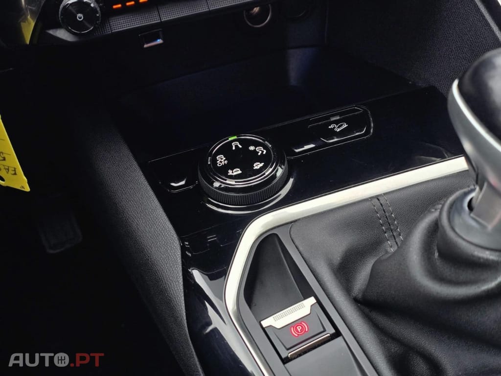 Peugeot 5008 2.0 BlueHDi Allure J18