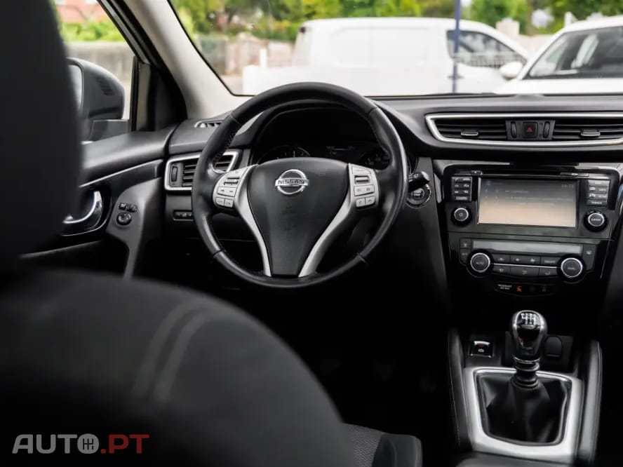 Nissan Qashqai 1.5 dCi N-Connecta