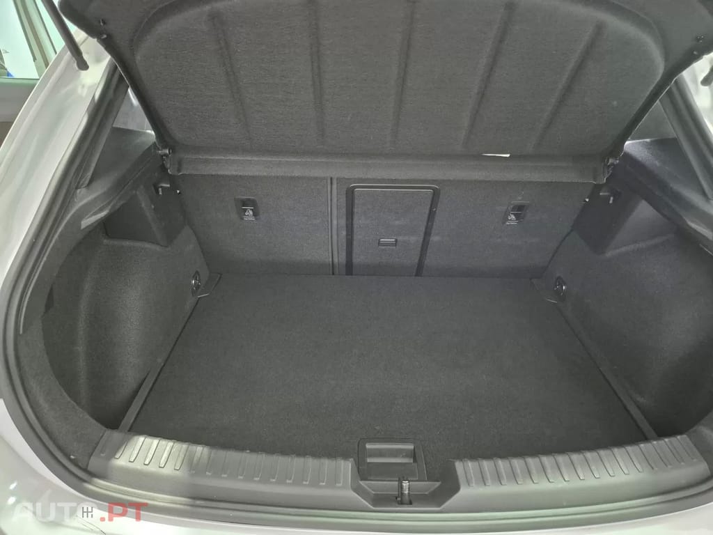 Cupra Leon 1.5 eTSI Tribe Edition DSG