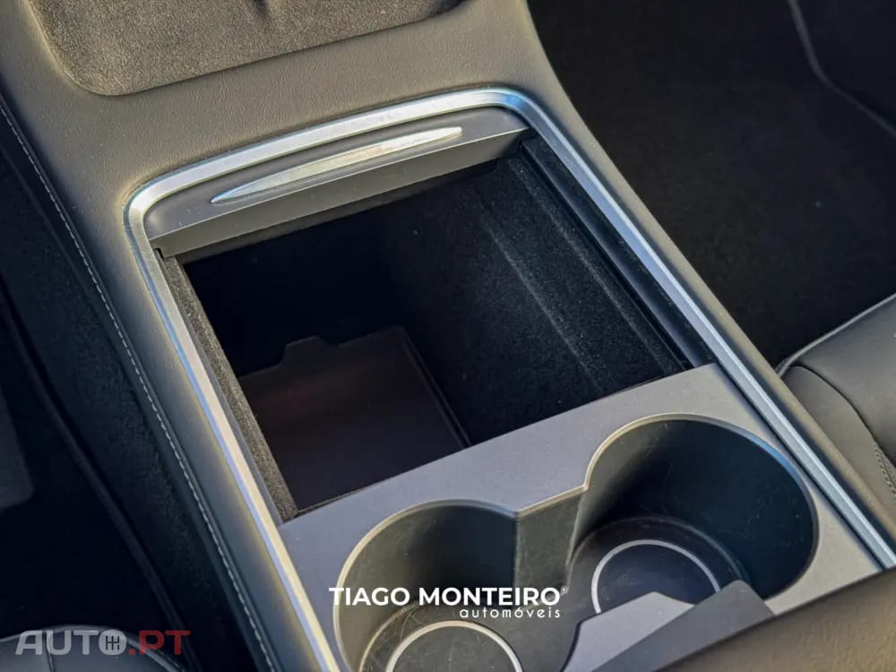 Tesla Model Y Tração Traseira
