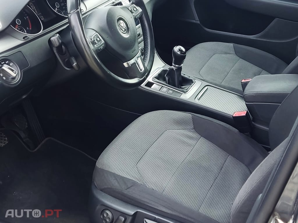 Volkswagen Passat 1.6 TDI Bluemotion