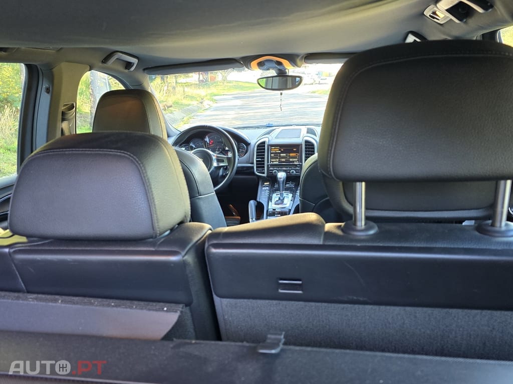 Porsche Cayenne Platinum Edition