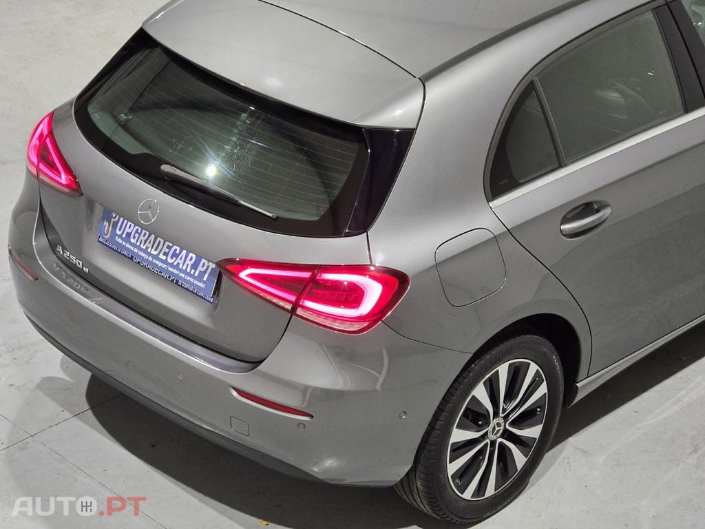 Mercedes-Benz A 250 e 8G-DCT Progressive