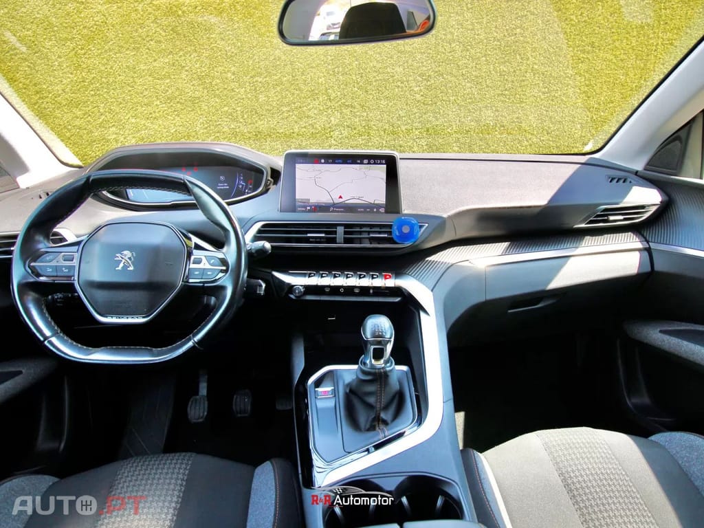 Peugeot 3008 1.5 BlueHDi Active