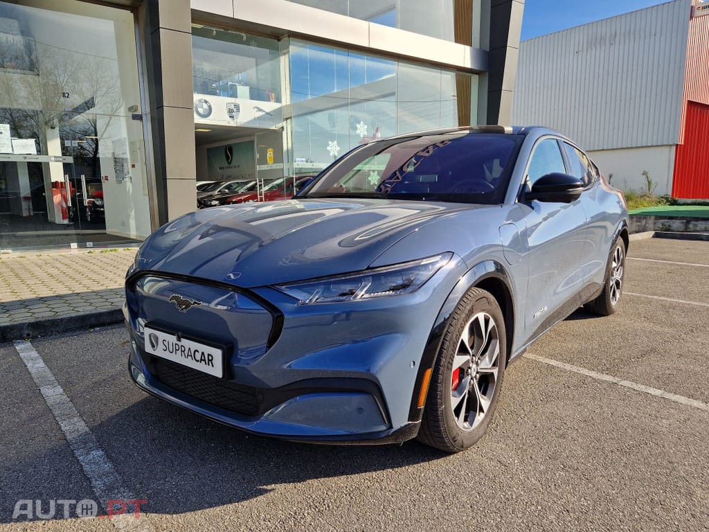 Ford Mustang Mach-E Moche Premium