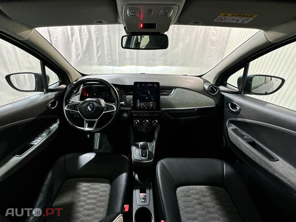 Renault Zoe (c/ Bateria) EV50 135hp Techno