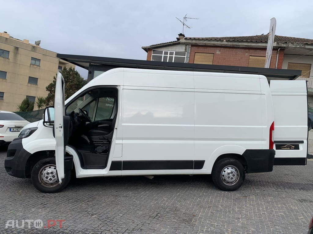 Peugeot Boxer 2.2 BlueHDi 335 L2 CD