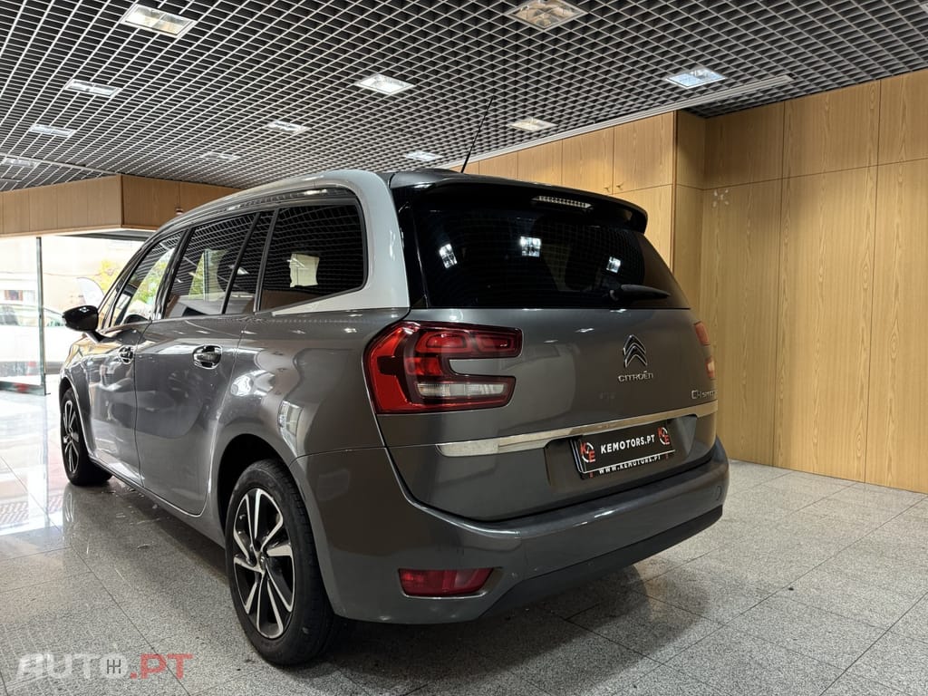 Citroen C4 SpaceTourer 1.5 BlueHDi Shine EAT8