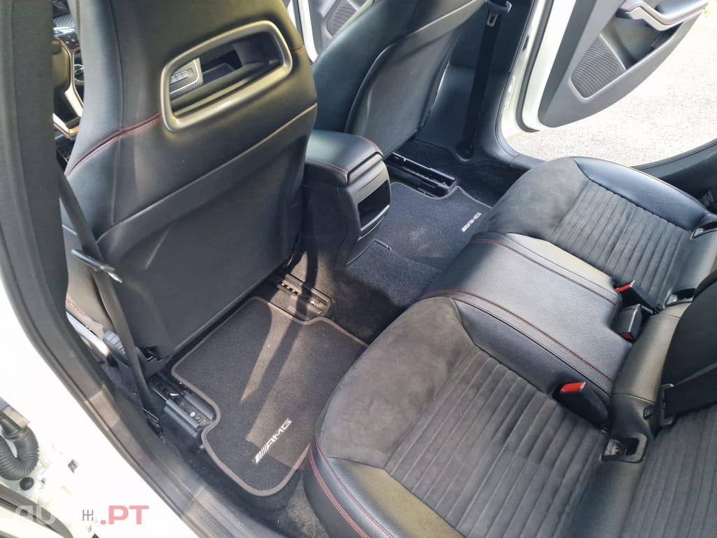 Mercedes-Benz A 180 d AMG Line