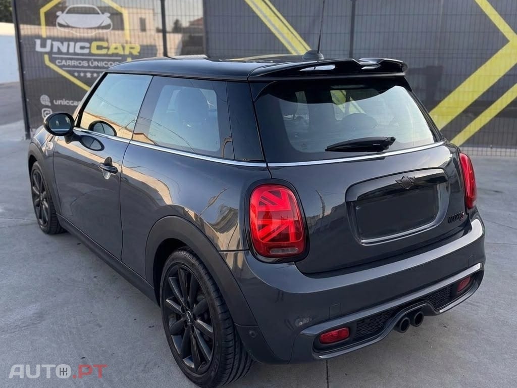 MINI Cooper S Auto Desportiva