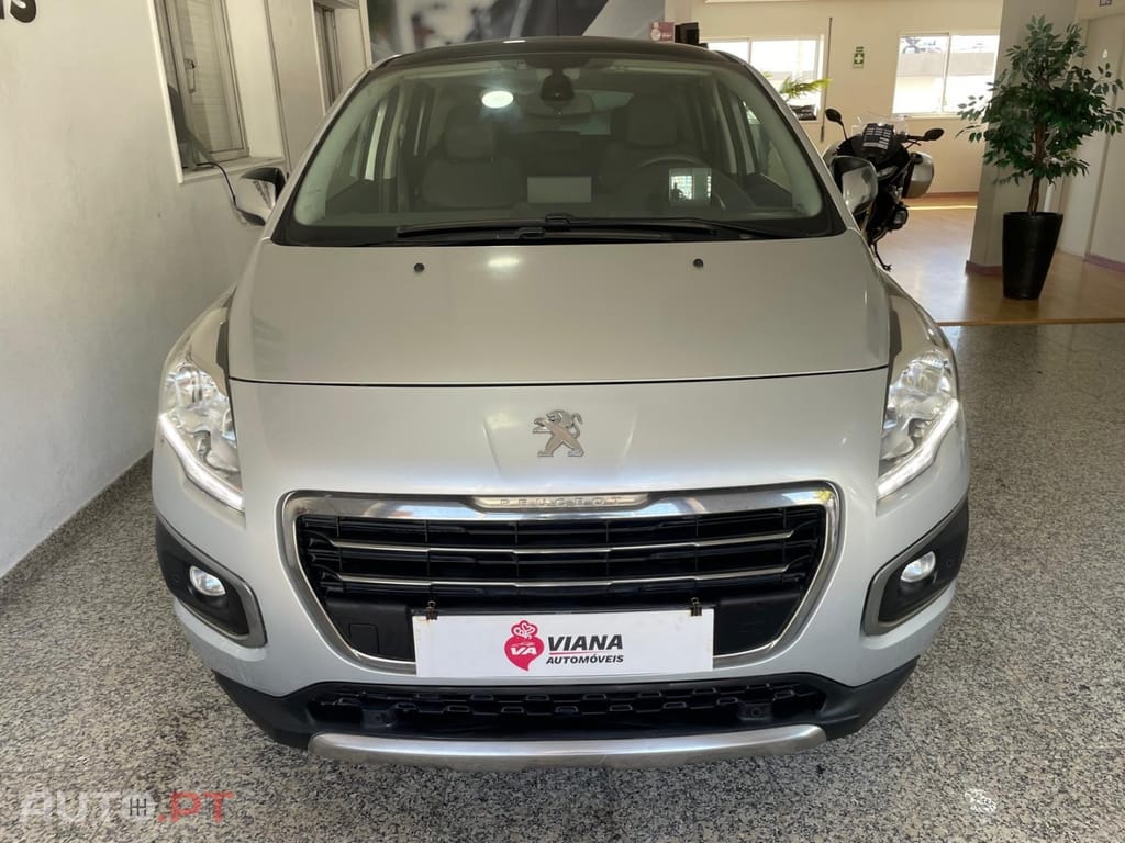 Peugeot 3008 1.6 HDi Allure — fotografia 3