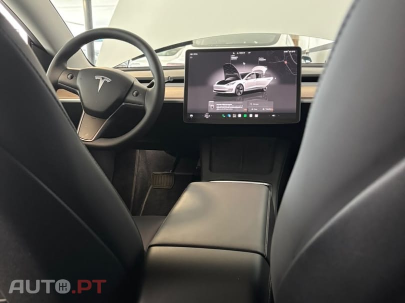 Tesla Model 3 Long Range Tração Traseira