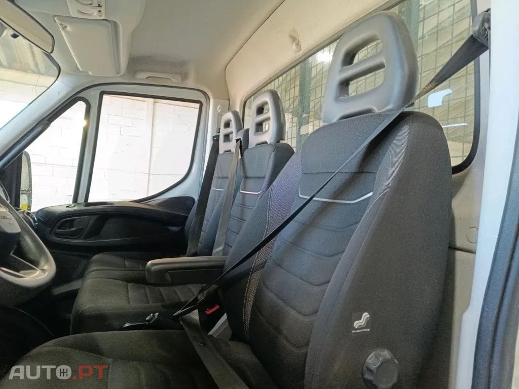 Iveco Daily DAILY -CHASSIS-CABINA 2.3 35S16 3750