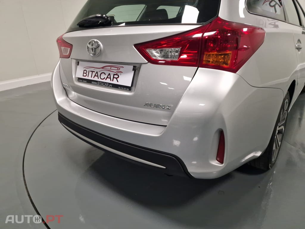 Toyota Auris Touring Sports 1.4 D-4D Active+AC