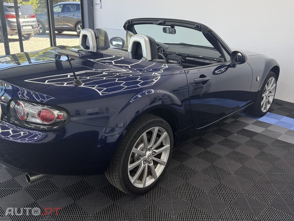 Mazda MX-5 MZR 1.8 Exclusive Plus R.C.