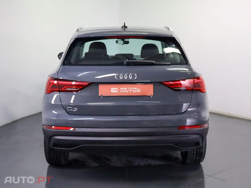 Audi Q3 45 TFSIe S tronic