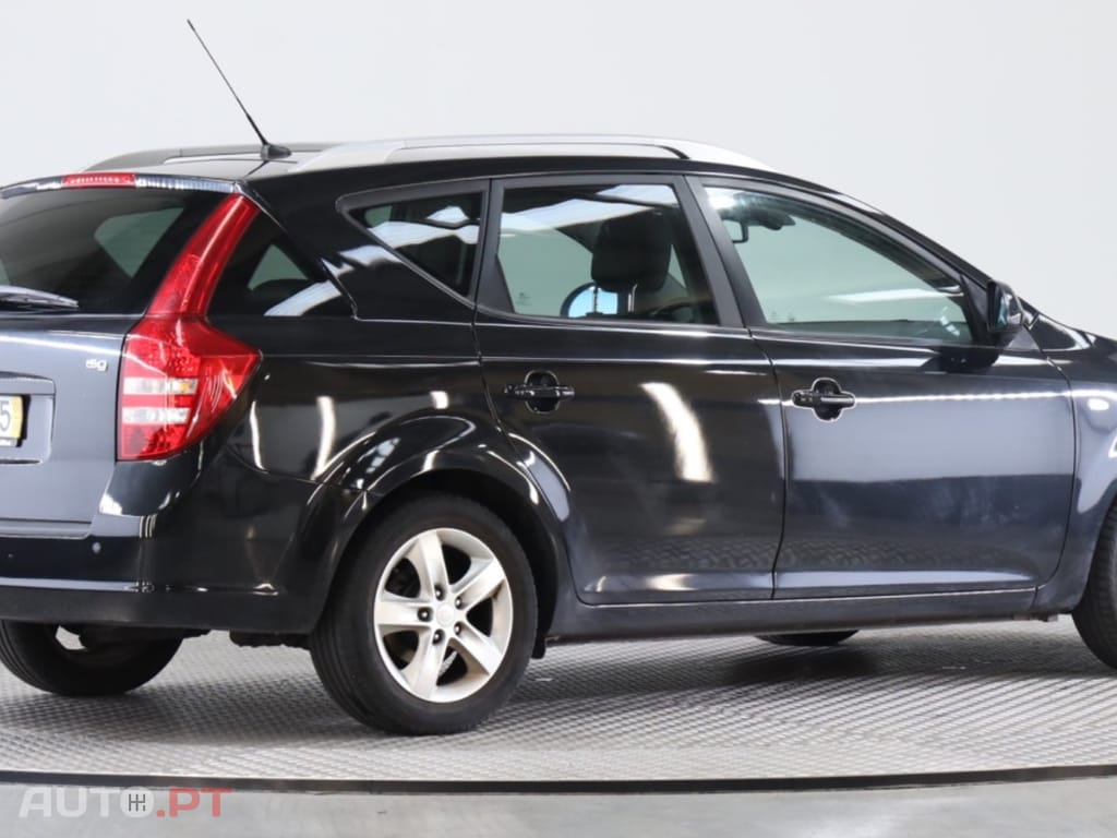 Kia Ceed SW 1.4 CVVT EX ISG