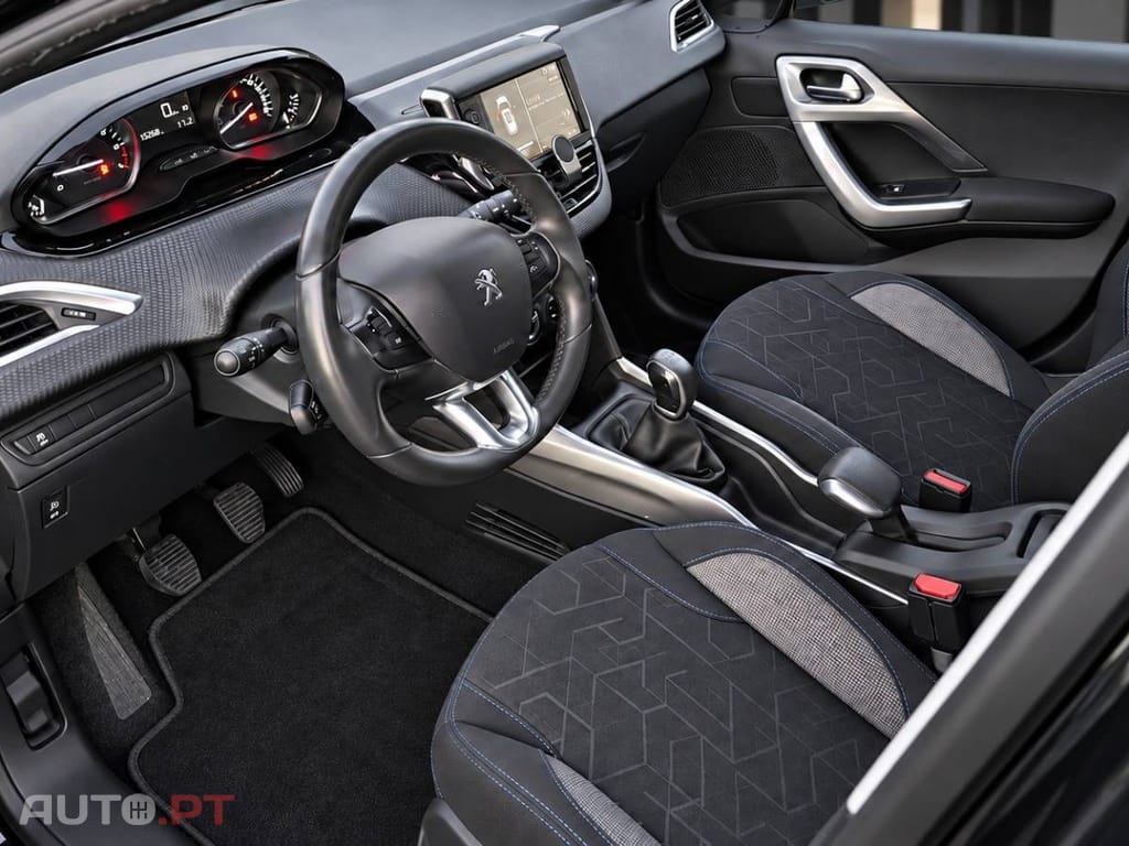 Peugeot 2008 1.2 VTi