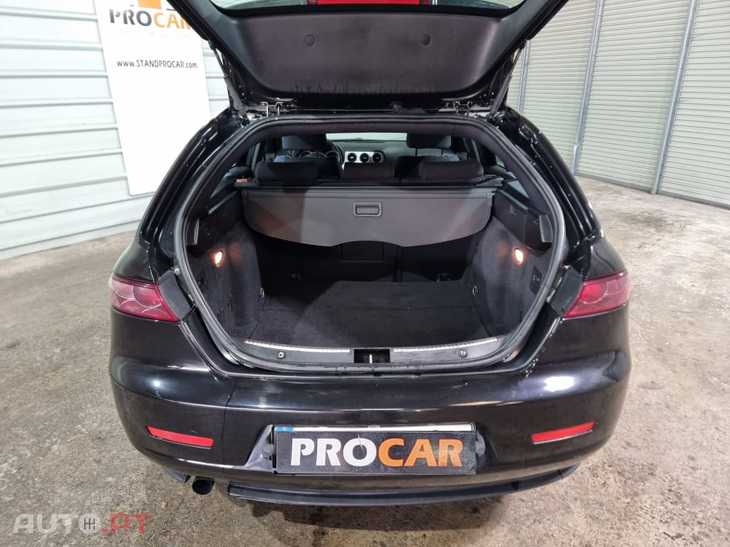 Alfa Romeo 159 Sportwagon 1.9 JTDm 16V Sportiva+
