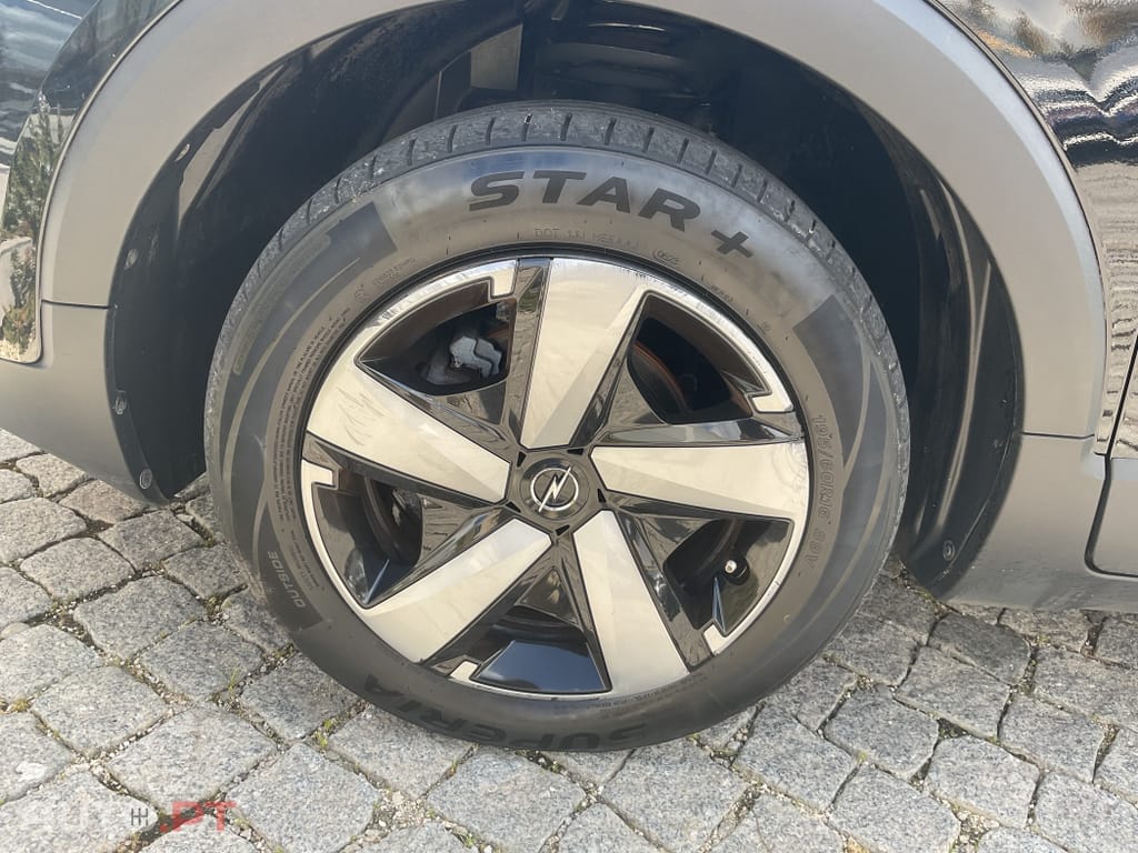 Opel Crossland X 1.2 Business Edition