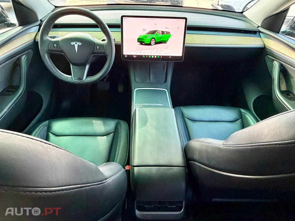 Tesla Model Y Long Range Tração Integral foto 4