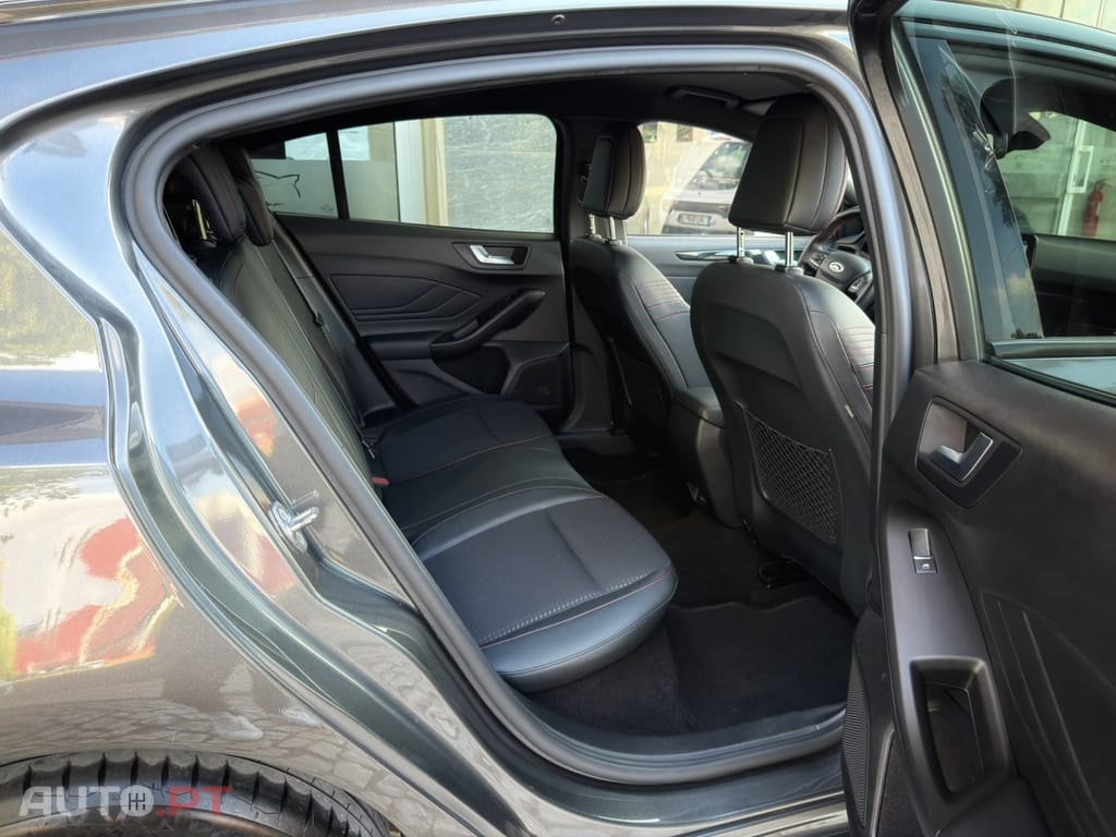 Ford Focus 1.0 EcoBoost ST-Line