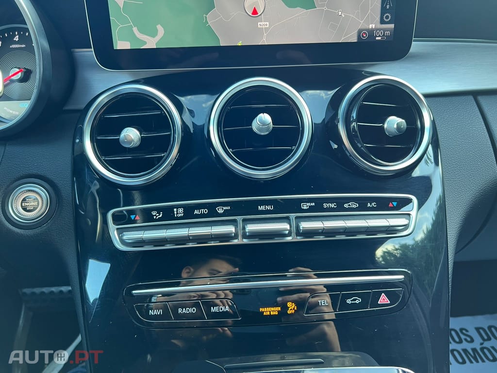 Mercedes-Benz C 200 AMG LINE