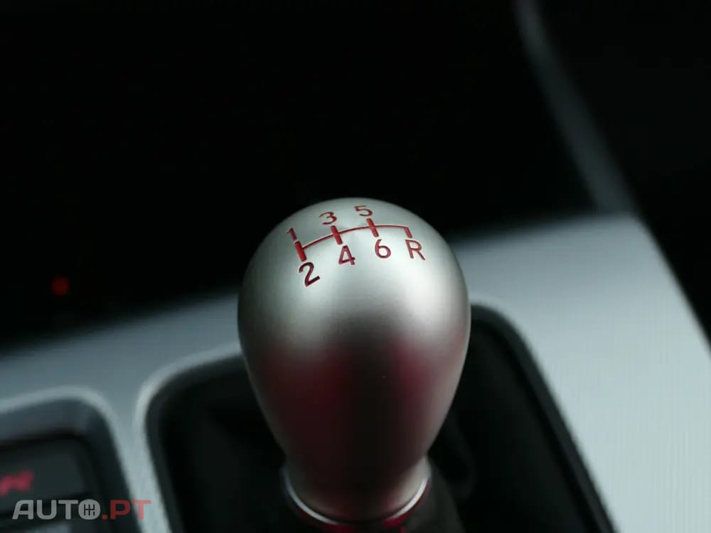 Honda Civic 2.0 i-VTEC Type-R