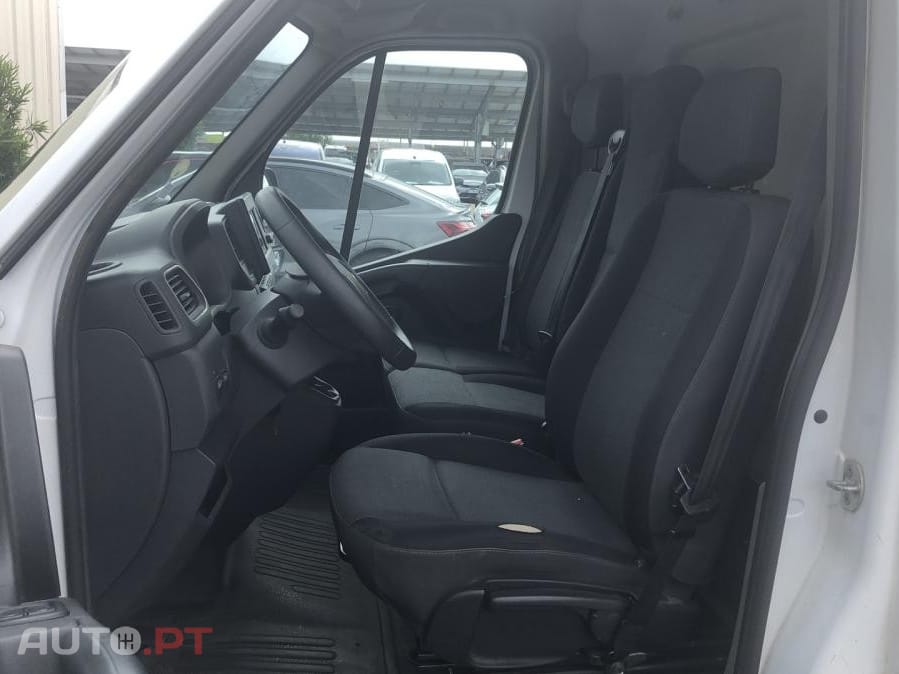 Renault Master 2.3 dCi L2H2 3.5T