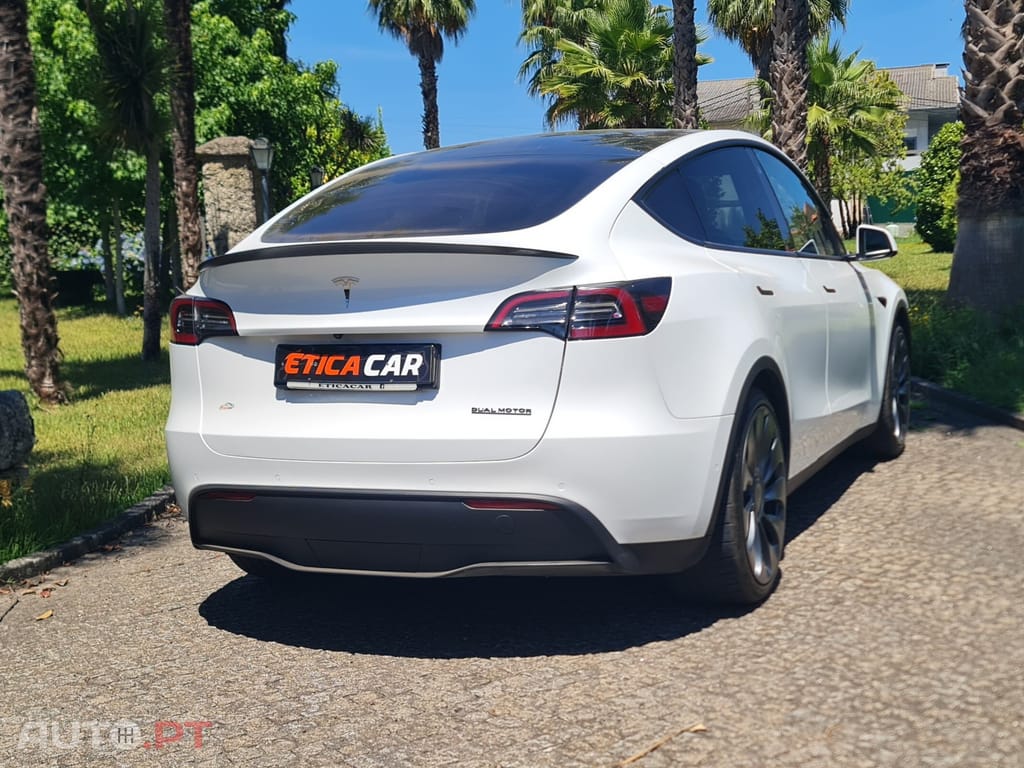 Tesla Model Y Performance Tração Integral