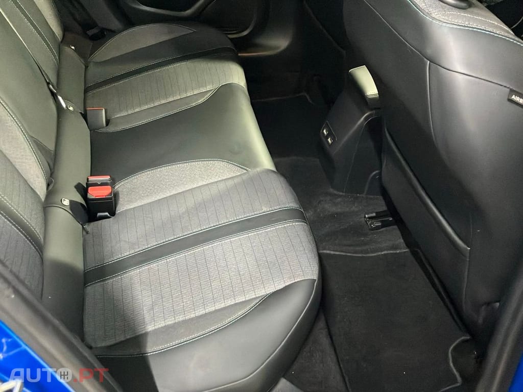 Peugeot E-208 50 kWh Allure