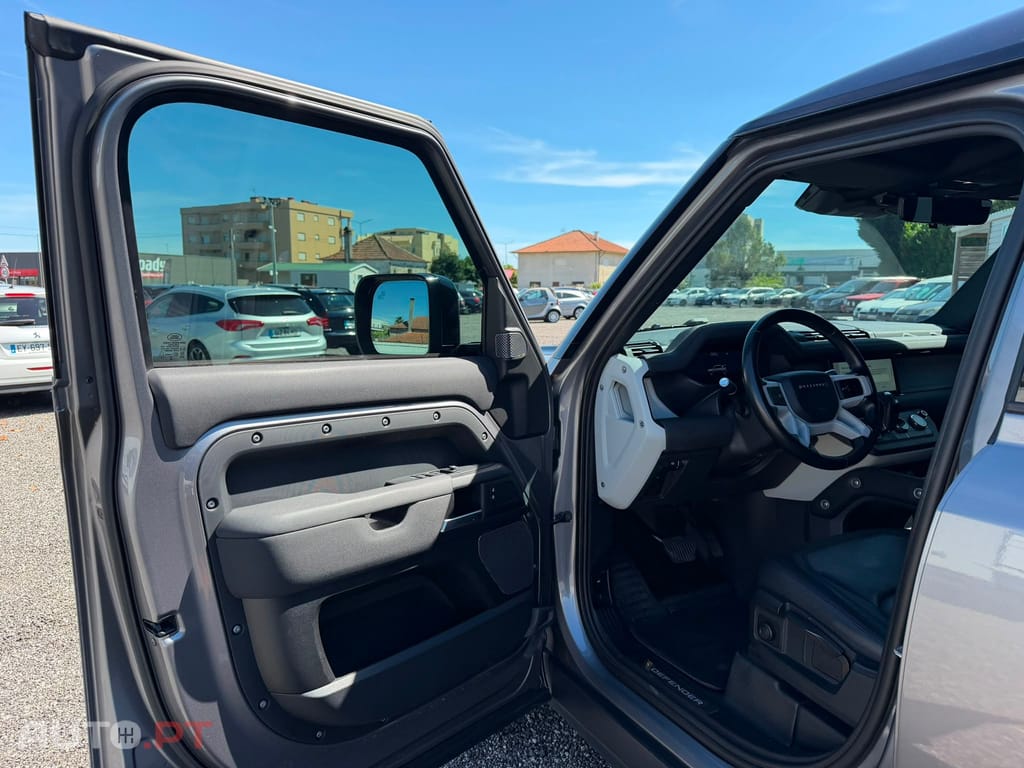 Land Rover Defender LOOK SVR
