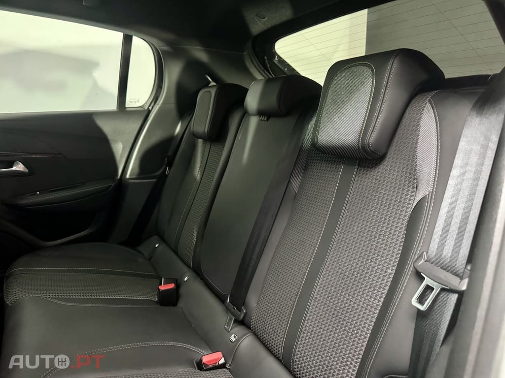 Peugeot 208 1.5 BlueHDi GT