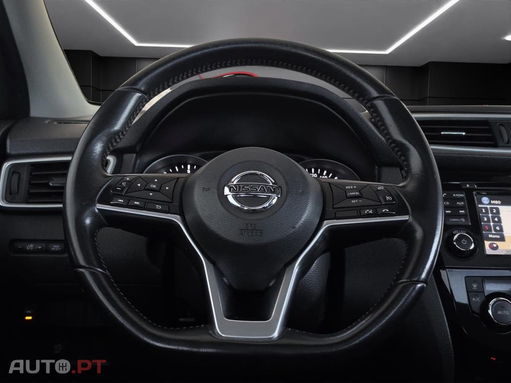 Nissan Qashqai 1.5 dCi N-Connecta J18