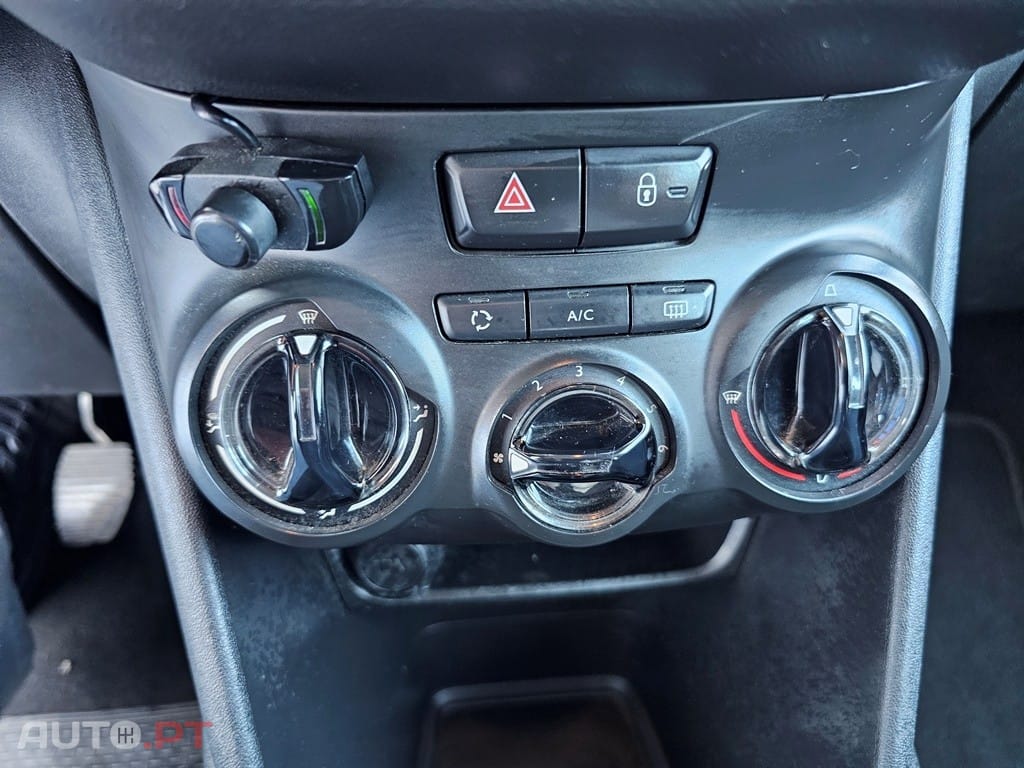 Peugeot 208 1.4 HDi Van