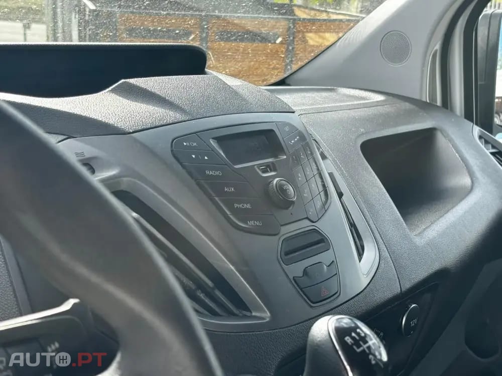 Ford Transit Custom 260L1 2.0 TDCi H1-Tecto Baixo Ambiente